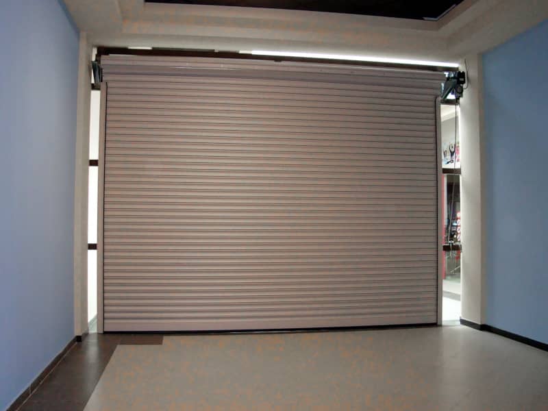 Роллетные ворота DoorHan в Чите с установкой