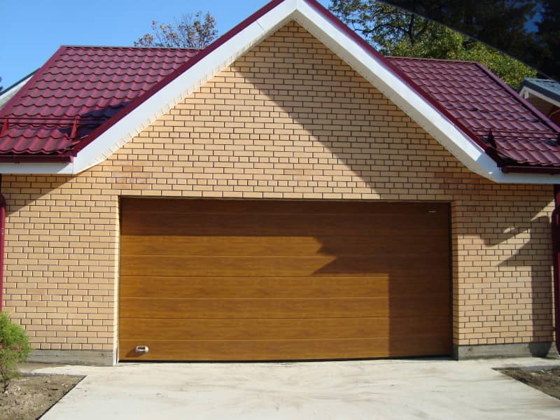 Секционные ворота DoorHan в Чите с установкой